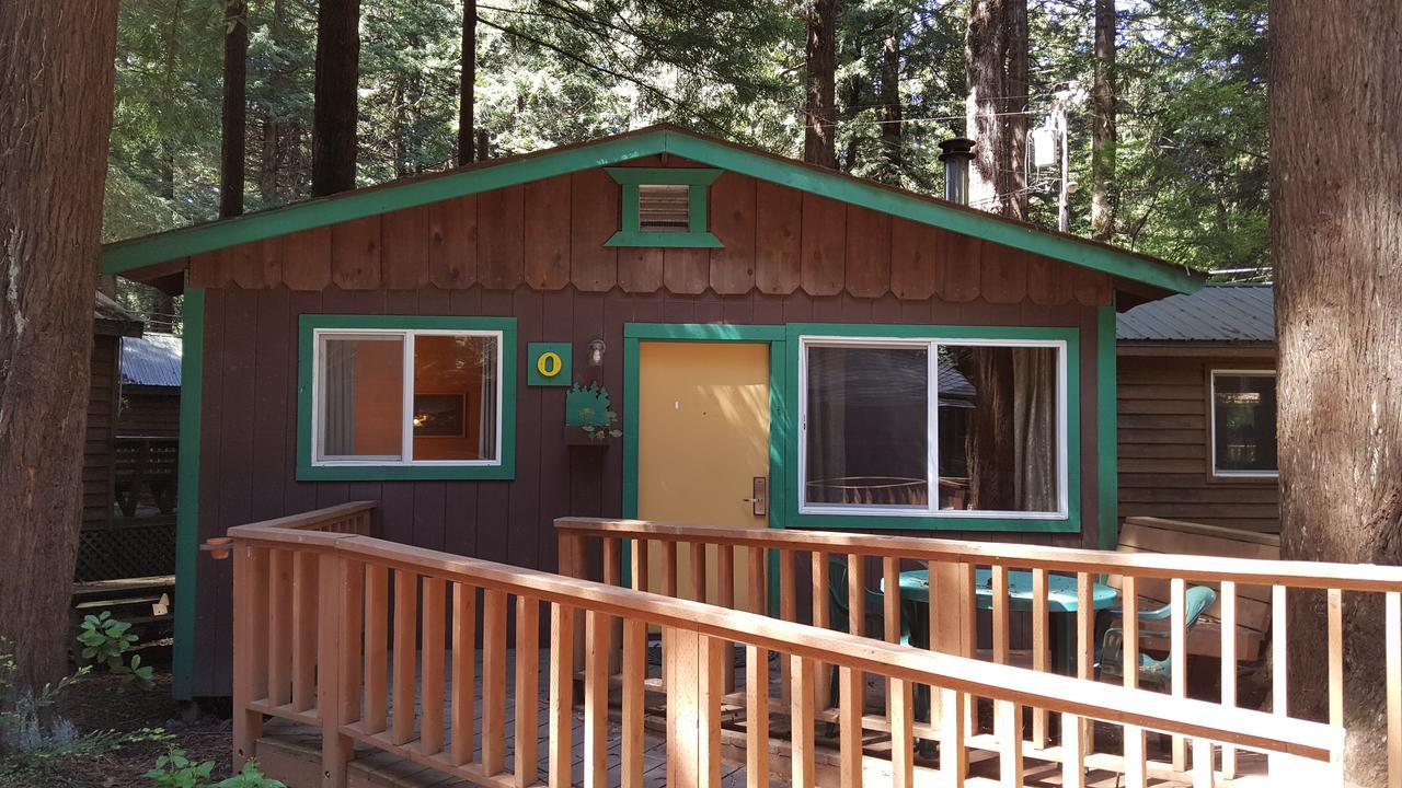 Emerald Forest Cabins Трінідад Номер фото